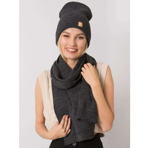 Fashion Hunters RUE PARIS Dark gray winter set with a hat and a scarf Cene