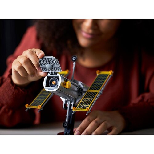 Lego ICONS&amp;trade; 10283 NASA-ina svemirska letjelica Discovery Slike