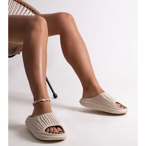 D/CEO Black sandals on a block heel Millo Cene