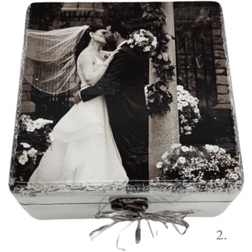 Poklon koji traje cijeli život &ndash; personalizirana Kutija uspomena za mladence! - 2. - 191 Cijene