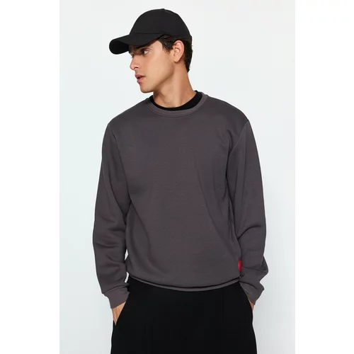Trendyol Anthracite Men's Regular/Normal Cut Sweatshirt with Silicone Label Detail, Fleece Inside.