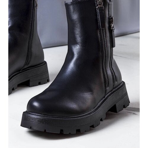 D/CEO Black patent leather insulated boots Campi Cene