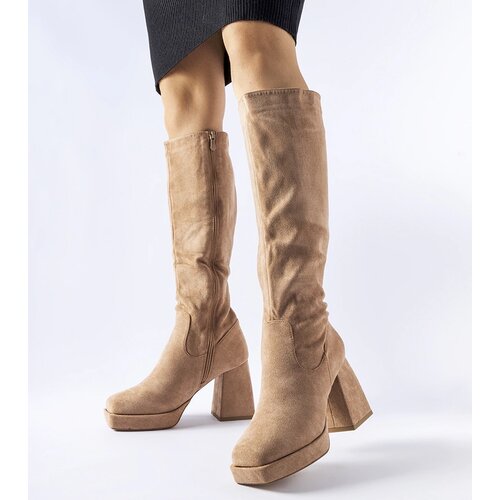 Gemre Beige warm boots on a massive heel Fantino Cene