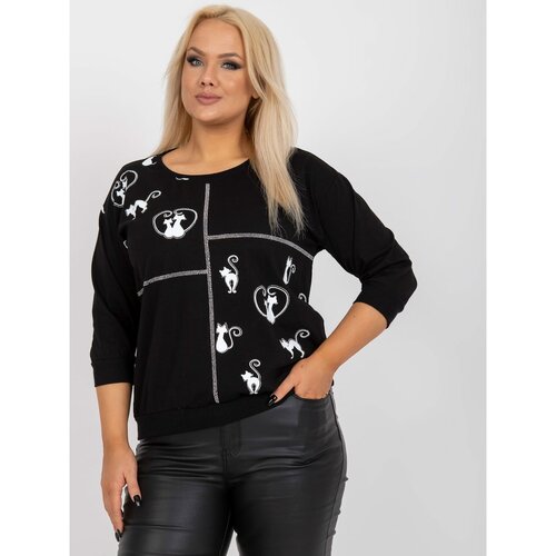 Fashion Hunters Black plus size blouse with a print and a Margeret appliqué Slike