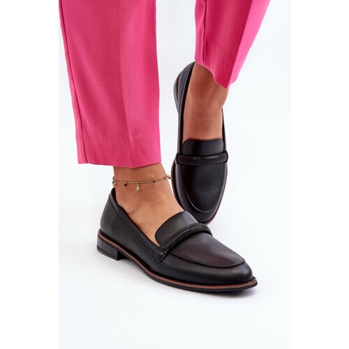Kesi Women's leather loafers with decorative belt, black saosin Slike