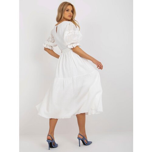 Fashion Hunters Ecru muslin oversize dress with frills and belt Slike