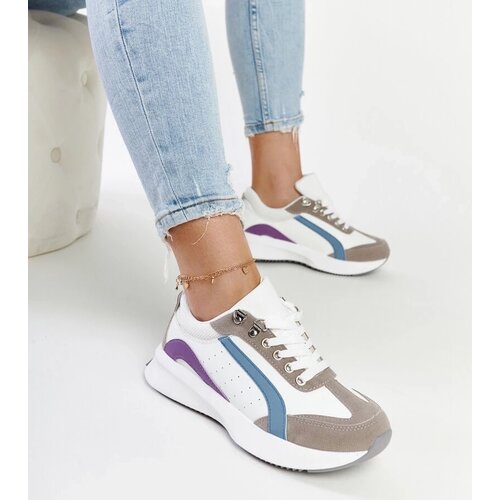 D/CEO White trainers Justar Cene
