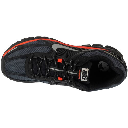 Nike Tek &amp;amp; Trail Zoom Vomero 5 Črna Slike