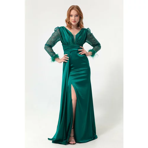 Lafaba Women's Emerald Green V-Neck Long Evening Dress with a Slit with Jewels on the sleeves.