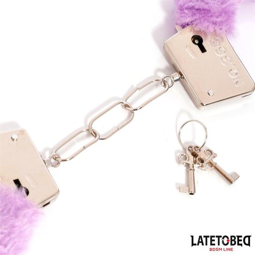 LateToBed BDSM Line Lisice metalne obložene lila pli&amp;scaron;em Slike