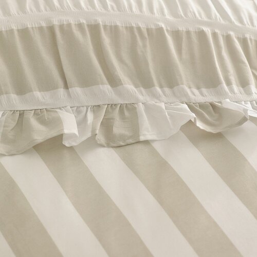 Catherine Lansfield Bež enojna posteljnina 135x200 cm Seersucker Frill Stripe &amp;ndash; Slike