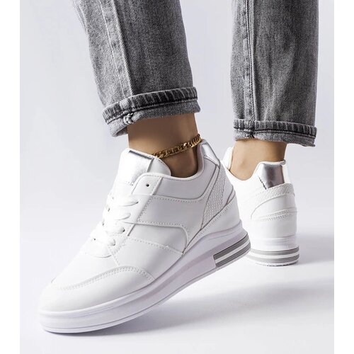 D/CEO White trainers Justar Slike