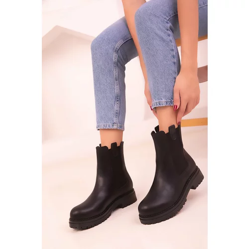Soho Women's Black Boots & Booties 17678