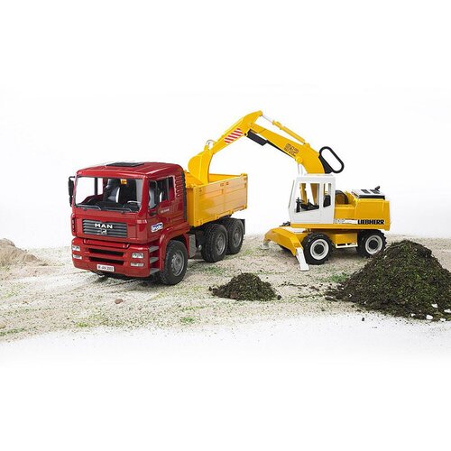  Kamion MAN sa rovokopačem Liebherr 027513 Slike