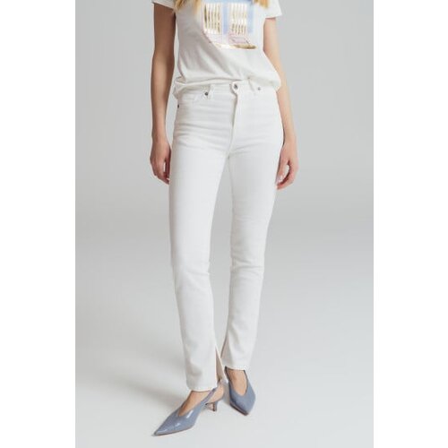 Legendww ženske bele slim fit farmerice sa visokim strukom i prorezom na nogavicama -model 225 .225-8262-w1 Cene