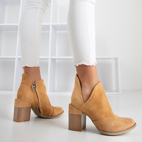 Resti Light brown women's ankle boots with Cintura cut-outs - Footwear Cene