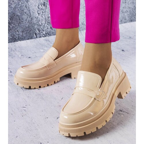 Gemre Beige patent leather shoes Phaneuf Cene
