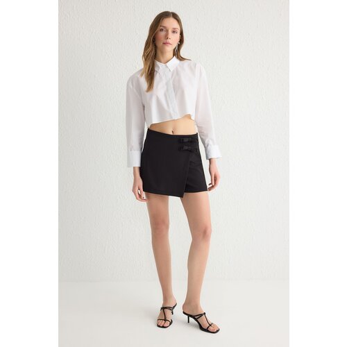 Trendyol Black Mini Bow Detail Shorts & Bermuda Cene