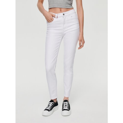 House - Skinny traperice - Bijela Slike