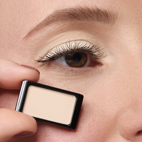 Artdeco Eyeshadow Matt sjenila za oči za umetanje u paletu s mat efektom nijansa 554 Matt Natural Vanilla 0,8 g Slike