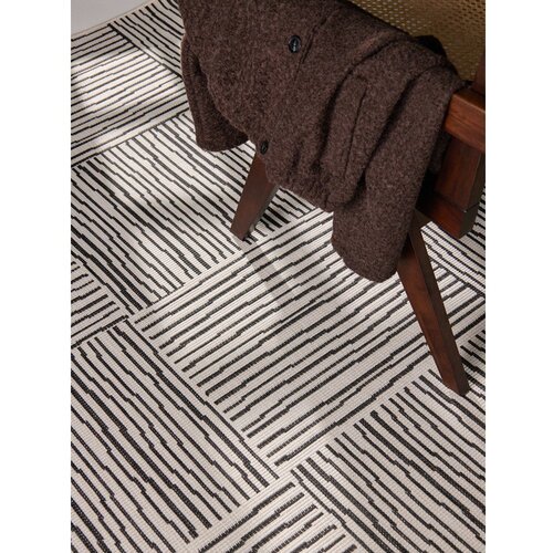 Ted Baker Črna/kremno bela notranja in zunanja preproga 120x170 cm Haringey Nightingale &amp;ndash; Slike