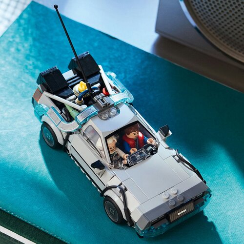 Lego vremenska ma&amp;scaron;ina iz Povratka u pro&amp;scaron;lost, &amp;Scaron;ampioni brzine Slike