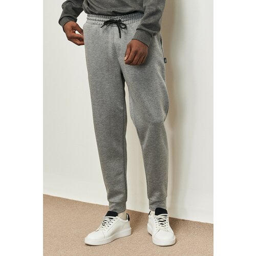 AC&Co / Altınyıldız Classics Men's Gray Standard Fit Normal Cut Elastic Waist And Legs. Comfortable Sports Sweatpants. Slike