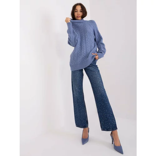 Fashion Hunters Light blue sweater with cables and turtleneck