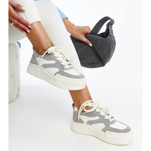 Gemre Gray-white leather sneakers on a thick sole Kawthar Cene