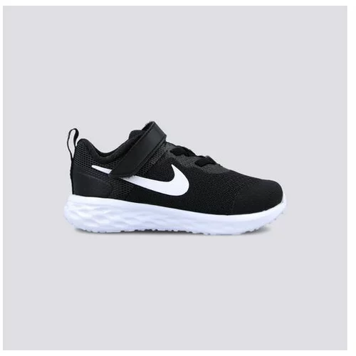 Nike Sportske cipele 'Revolution 6' crna / bijela