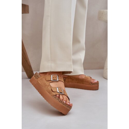 PE1 Womens sandals on a massive platform with buckles Camel Aramia Cene