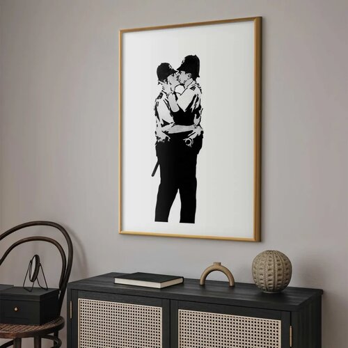  Plakat - Kissing Coppers 60x90 Zlatni okvir s margom Slike