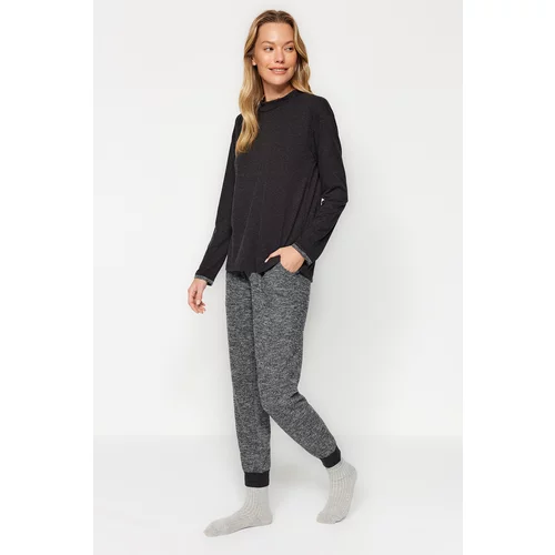 Trendyol Black Cuff Detailed T-shirt-Jogger Knitted Pajamas Set