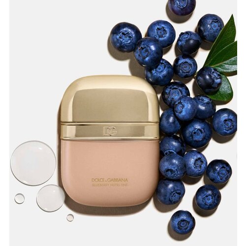 Dolce &amp;amp; Gabbana Fresh Blueberry Nutri-Tint SPF 20 posvetlitvena tonirana krema SPF 20 odtenek 9C Light Medium 30 ml Slike