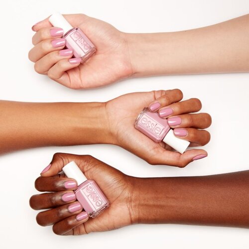 Essie Nails lak za nohte odtenek 718 suits you swell 13.5 ml Slike