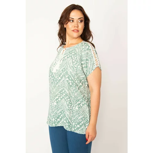 Şans Women's Plus Size Green Shoulder Lace Woven Fabric Collar Laced Blouse