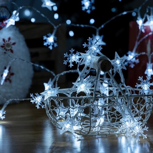 Aigostar LED spolja&amp;scaron;nji božićni lanac 25xLED/8 funkcija 3xAA 2,5m IP44 hladno belo Slike