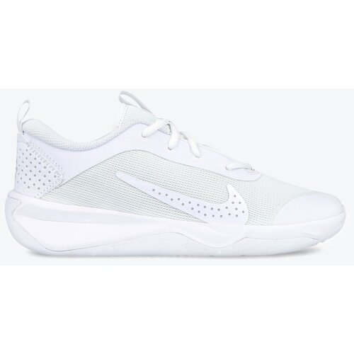 Nike &amp;Scaron;port Baskets Omni Multi Court maille respirante Bela Slike
