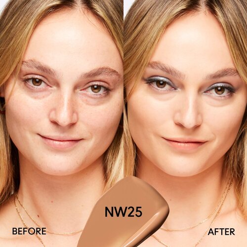 MAC Cosmetics Studio Fix Fluid SPF 15 24HR Matte Foundation + Oil Control matirajoči tekoči puder SPF 15 odtenek NW25 30 ml Slike