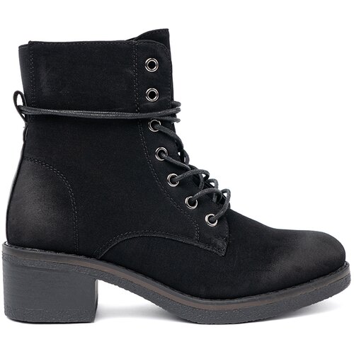 Shelvt Black lace-up boots with a low heel Slike