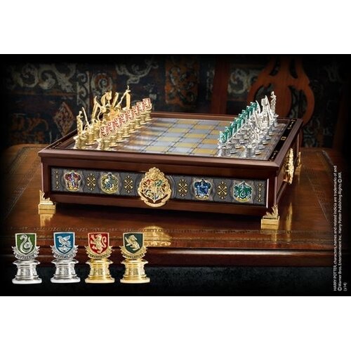HARRY POTTER &scaron;ahovski set Quidditch Noble Collection Cene