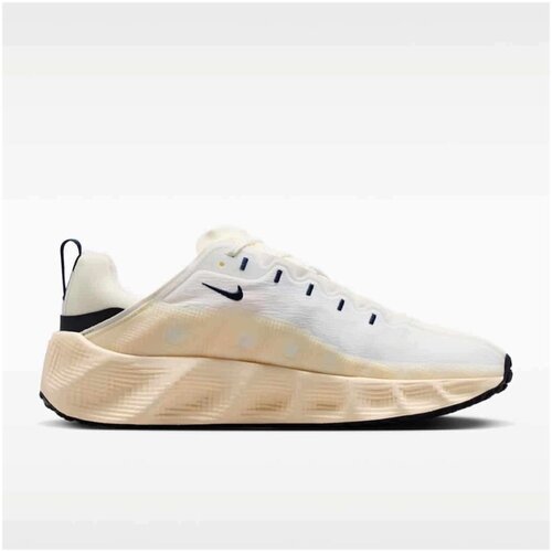 Nike Nizke superge Ava Rover Bela Slike