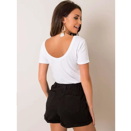 Fashion Hunters Basic white T-shirt with a neckline on the back