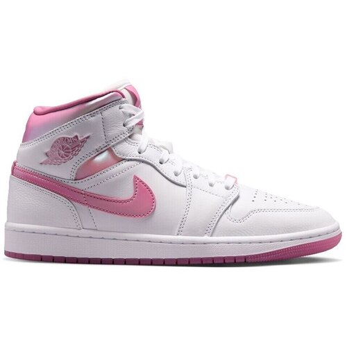 Nike Visoke superge Air Jordan 1 Mid Se Bela Slike