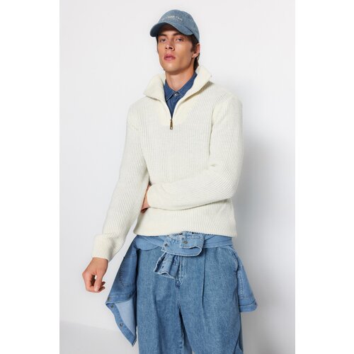 Trendyol Ecru Men&amp;#039;s Regular Fit Zippered Turtleneck Knitwear Sweater. Slike