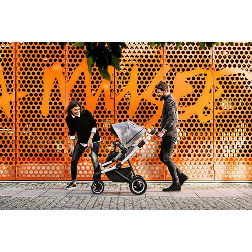 Thule Sleek crni okvir crna dječja kolica Slike