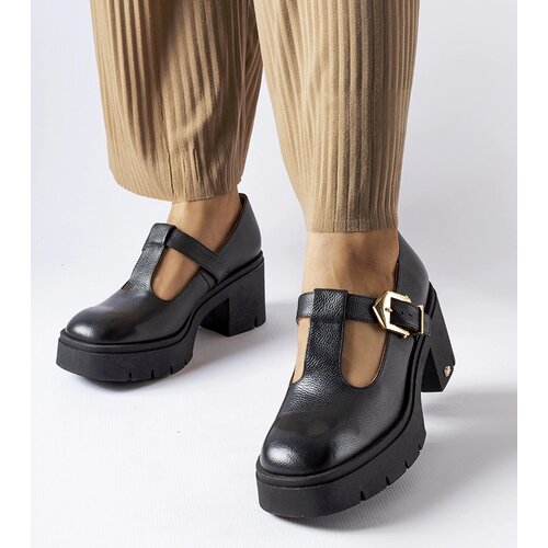 Gemre Black leather shoes Karino Cene