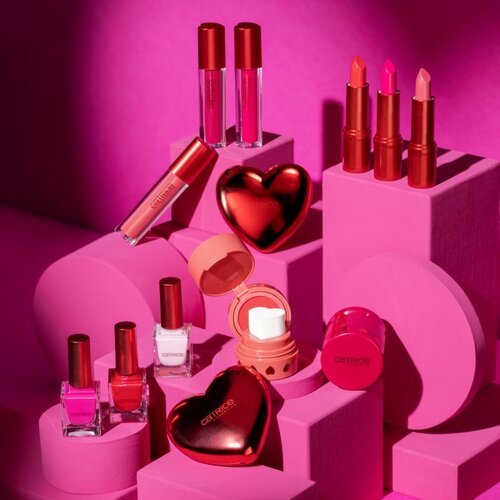 Catrice HEART AFFAIR ble&amp;scaron;čečo &amp;scaron;minko odtenek C03 Heartbreaker 3,8 g Slike