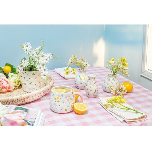 Sass &amp;amp; Belle Kremno bele vaze v kompletu 3 ks iz kamenine (vi&amp;scaron;ina 10 cm) Ditsy Floral &amp;ndash; Slike