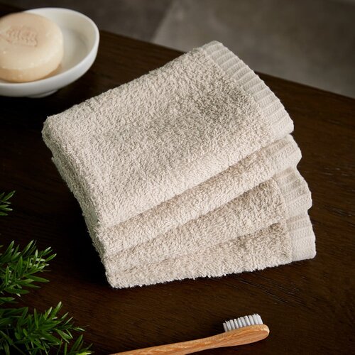 Catherine Lansfield Bež brzosu&amp;scaron;eći pamučni ručnici u setu 4 kom 30x30 cm Quick Dry &amp;ndash; Slike